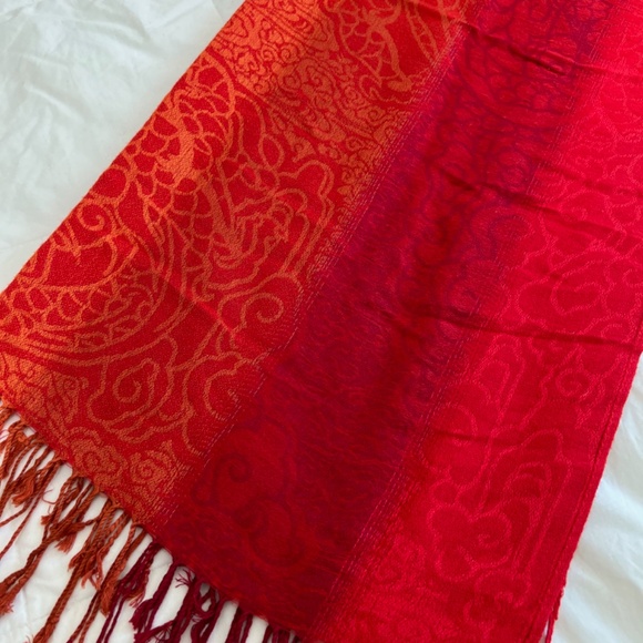 ❤️✨ 🧡 Gorgeous Red Orange Pashmina Silk Scarf ❤️✨ 🧡 - Picture 9 of 9
